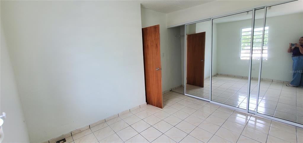 Active With Contract: $250,000 (7 beds, 0 baths, 1612 Square Feet)