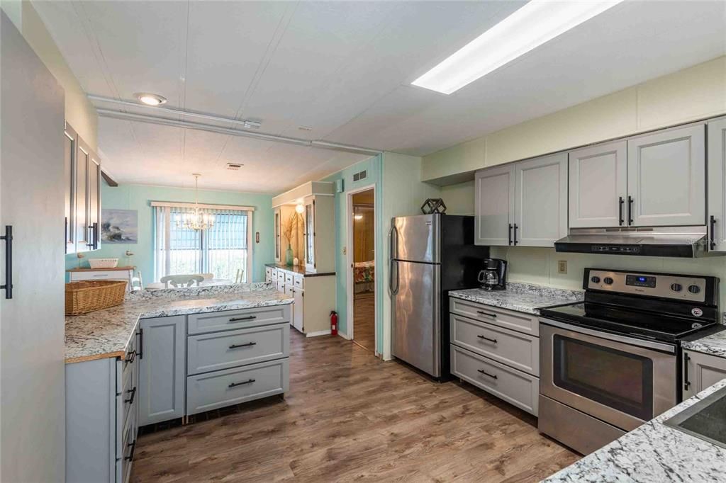 For Sale: $118,500 (3 beds, 2 baths, 1218 Square Feet)
