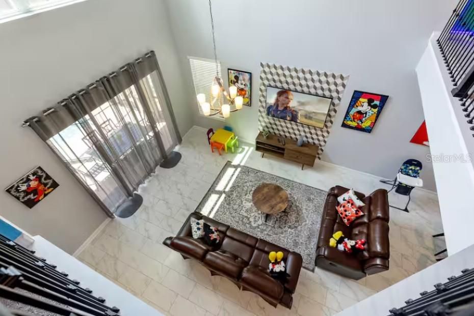 For Sale: $650,000 (5 beds, 5 baths, 2996 Square Feet)
