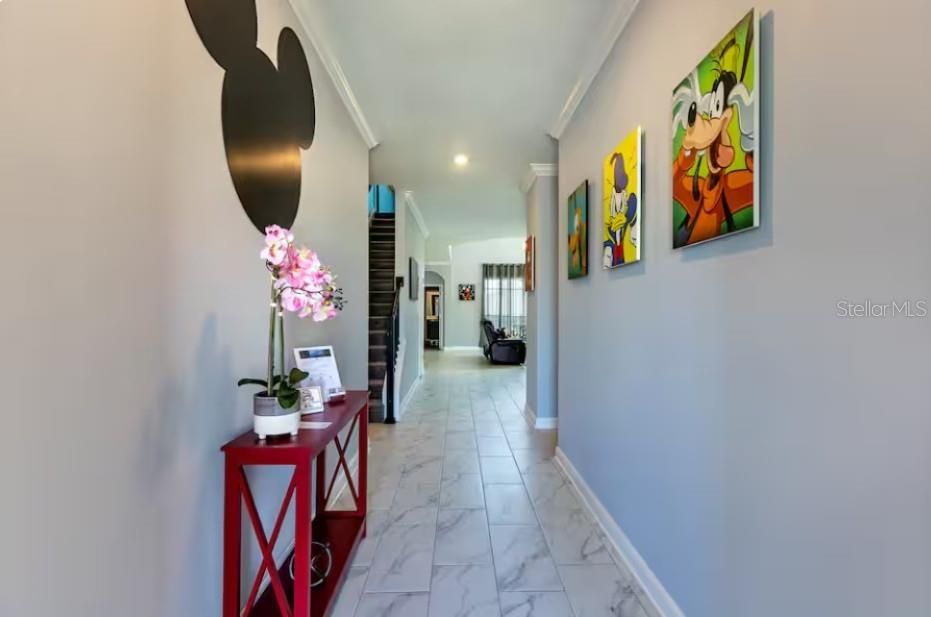 For Sale: $650,000 (5 beds, 5 baths, 2996 Square Feet)