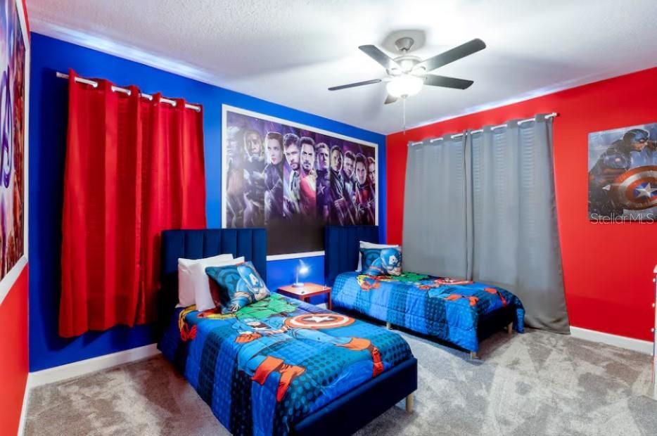 For Sale: $650,000 (5 beds, 5 baths, 2996 Square Feet)