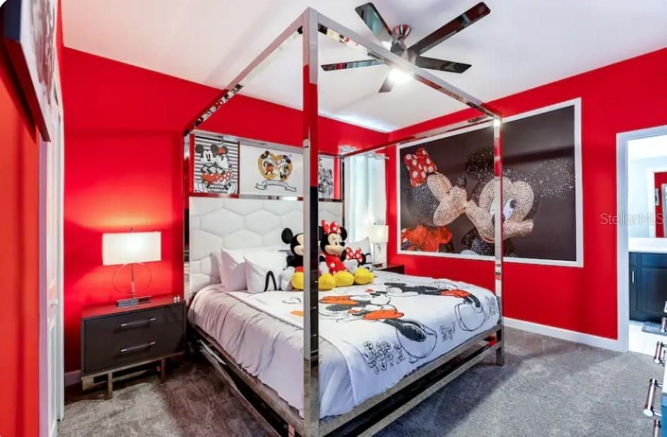 For Sale: $650,000 (5 beds, 5 baths, 2996 Square Feet)