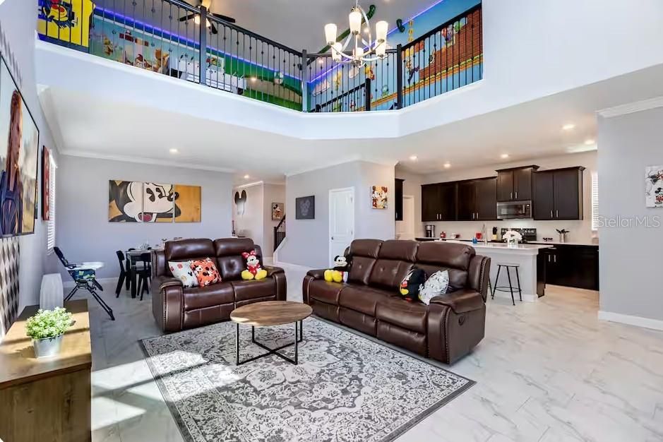 For Sale: $650,000 (5 beds, 5 baths, 2996 Square Feet)