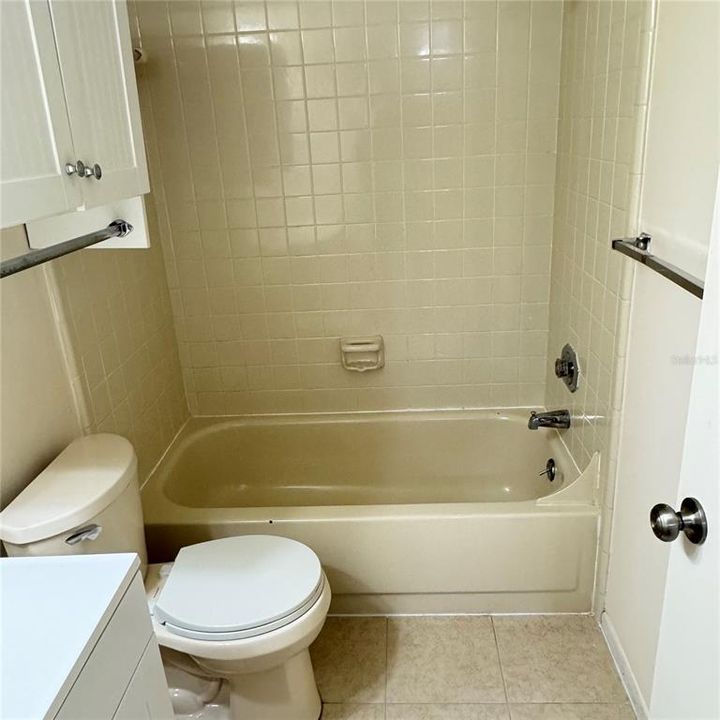 En Venta: $173,000 (2 camas, 2 baños, 912 Pies cuadrados)