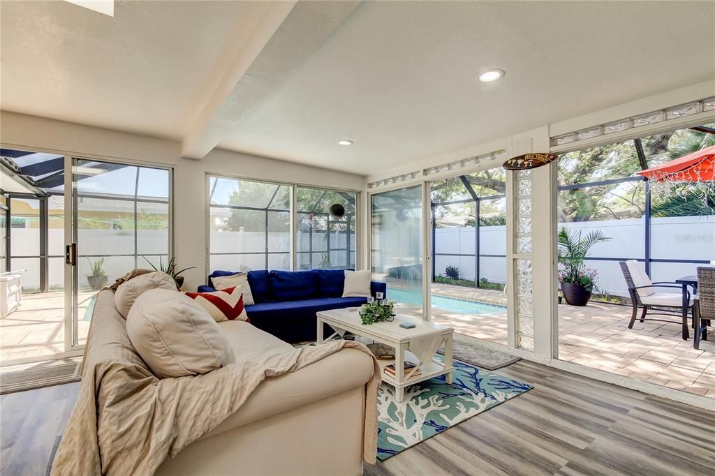 For Sale: $590,000 (4 beds, 2 baths, 2277 Square Feet)