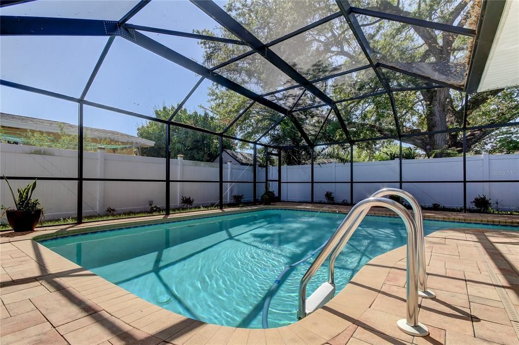 For Sale: $590,000 (4 beds, 2 baths, 2277 Square Feet)