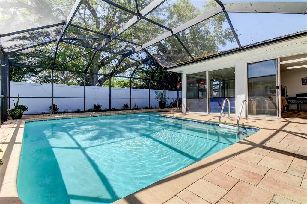For Sale: $590,000 (4 beds, 2 baths, 2277 Square Feet)