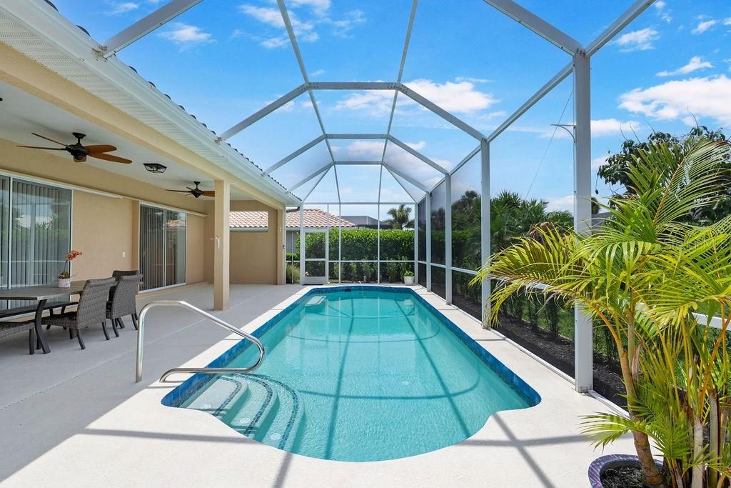 En Venta: $639,900 (3 camas, 2 baños, 2322 Pies cuadrados)