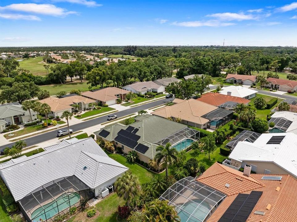 En Venta: $639,900 (3 camas, 2 baños, 2322 Pies cuadrados)