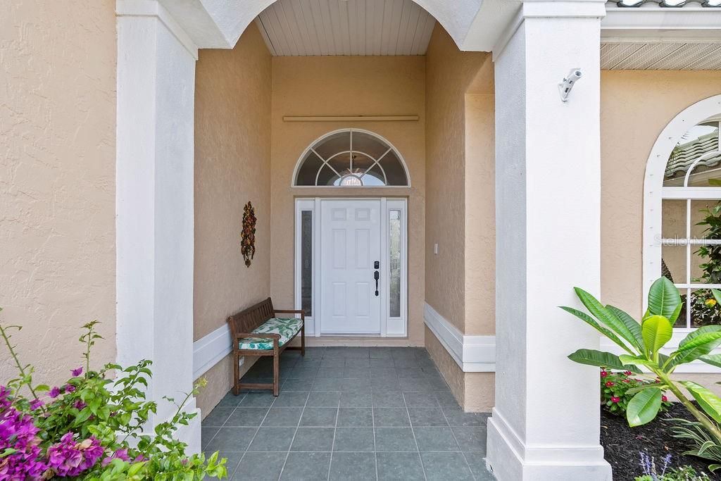 En Venta: $639,900 (3 camas, 2 baños, 2322 Pies cuadrados)