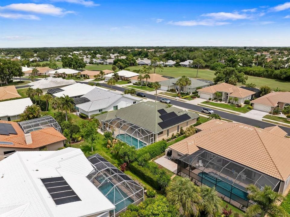 En Venta: $639,900 (3 camas, 2 baños, 2322 Pies cuadrados)