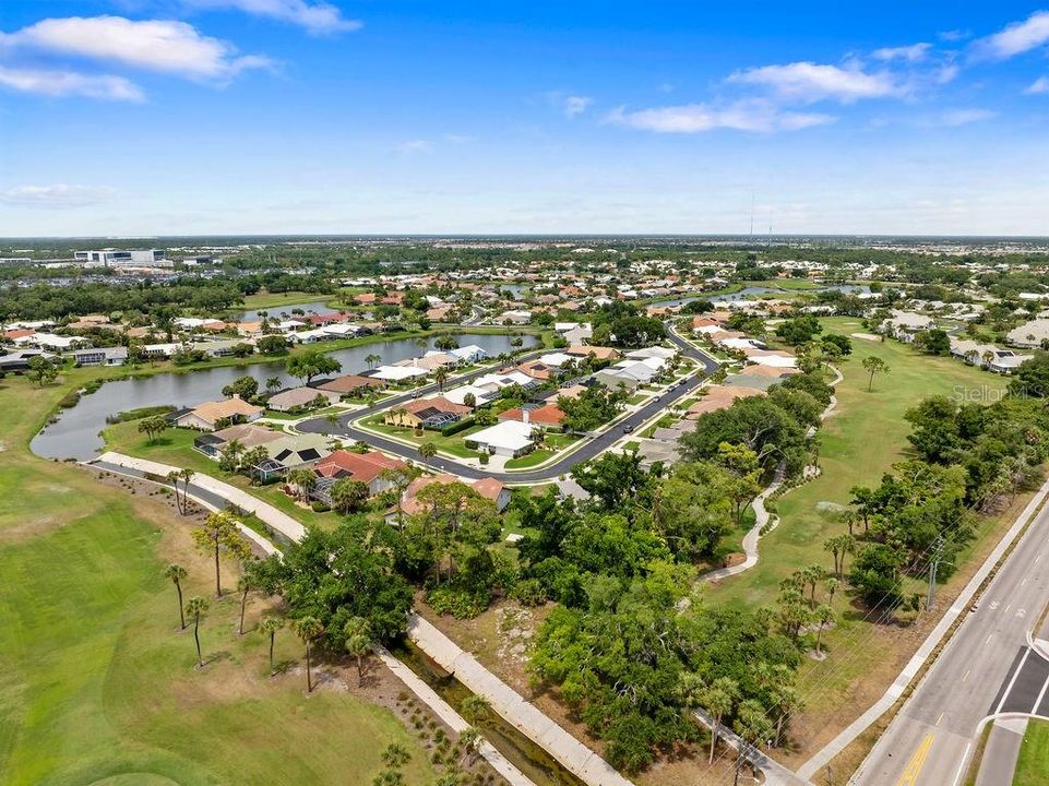 En Venta: $639,900 (3 camas, 2 baños, 2322 Pies cuadrados)