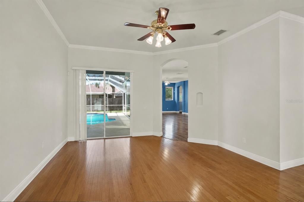 For Sale: $620,000 (4 beds, 3 baths, 2149 Square Feet)