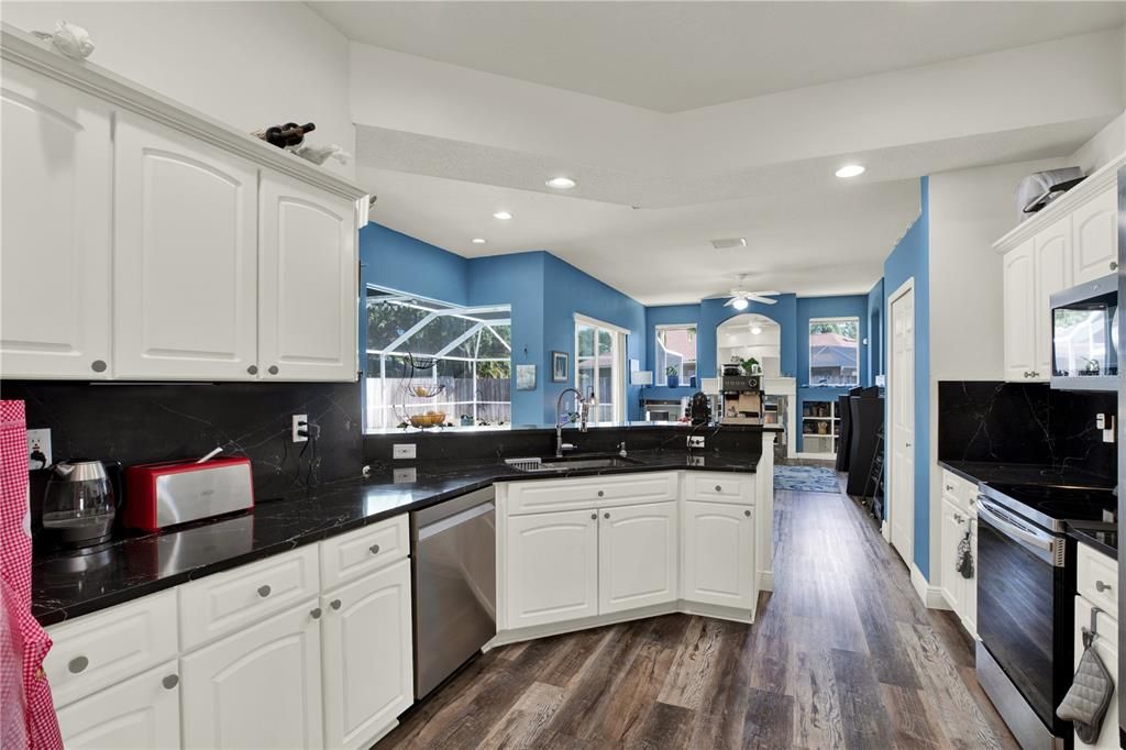 For Sale: $620,000 (4 beds, 3 baths, 2149 Square Feet)