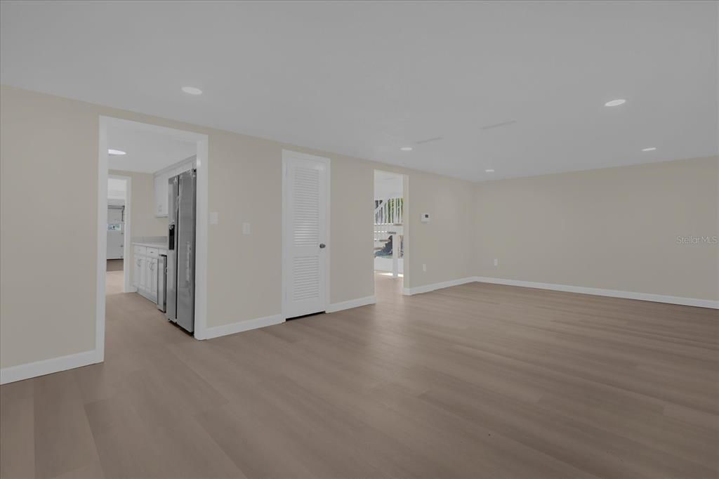 For Sale: $435,000 (4 beds, 2 baths, 2080 Square Feet)