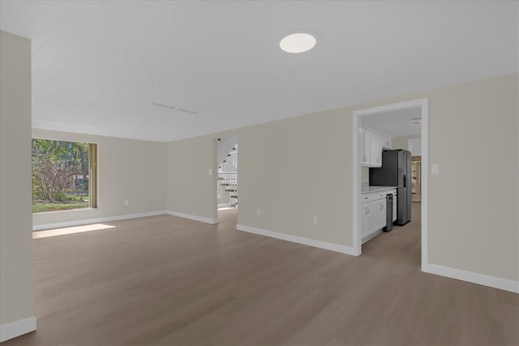For Sale: $435,000 (4 beds, 2 baths, 2080 Square Feet)