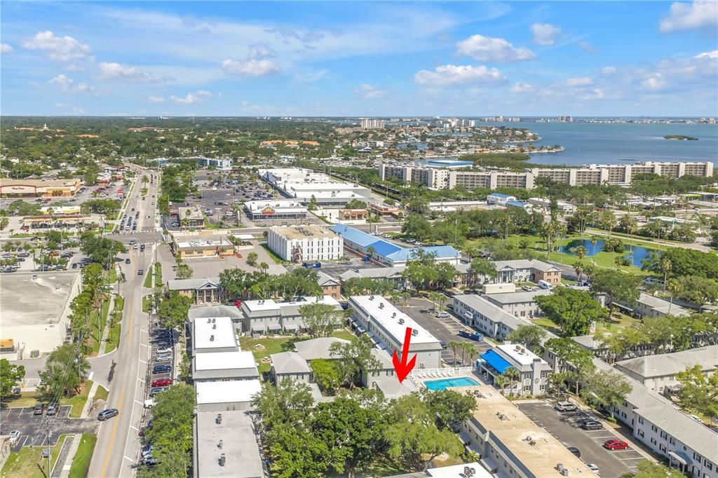 For Sale: $142,500 (1 beds, 1 baths, 722 Square Feet)