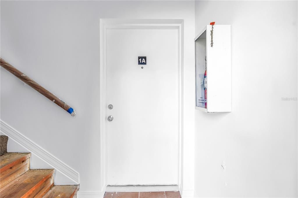 For Sale: $142,500 (1 beds, 1 baths, 722 Square Feet)
