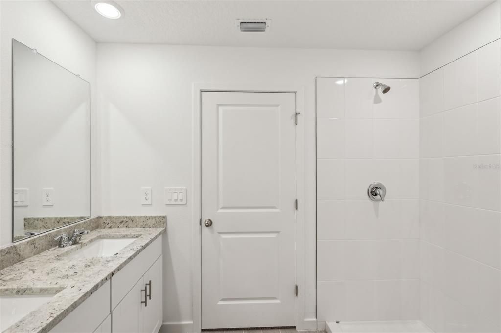 For Sale: $309,990 (4 beds, 2 baths, 1607 Square Feet)