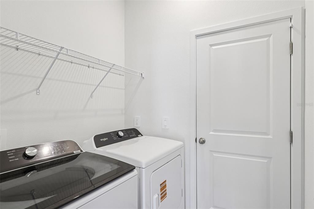 En Venta: $344,990 (4 camas, 2 baños, 2168 Pies cuadrados)