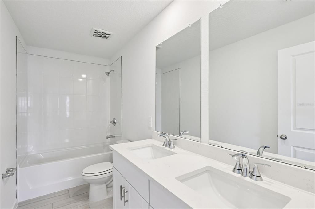 En Venta: $344,990 (4 camas, 2 baños, 2168 Pies cuadrados)