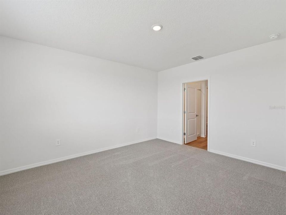 En Venta: $410,850 (4 camas, 2 baños, 2168 Pies cuadrados)