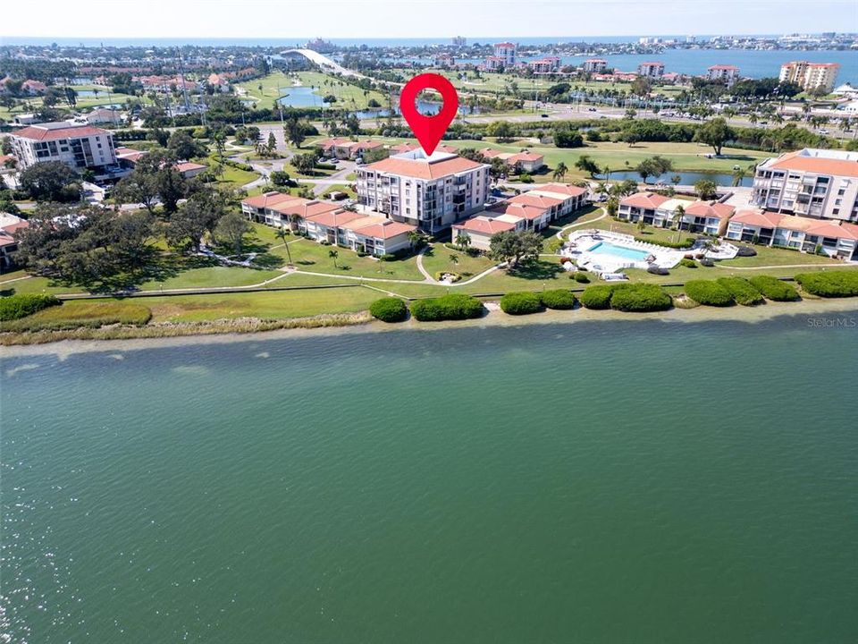 На продажу: $225,000 (1 спален, 1 ванн, 780 Квадратных фут)