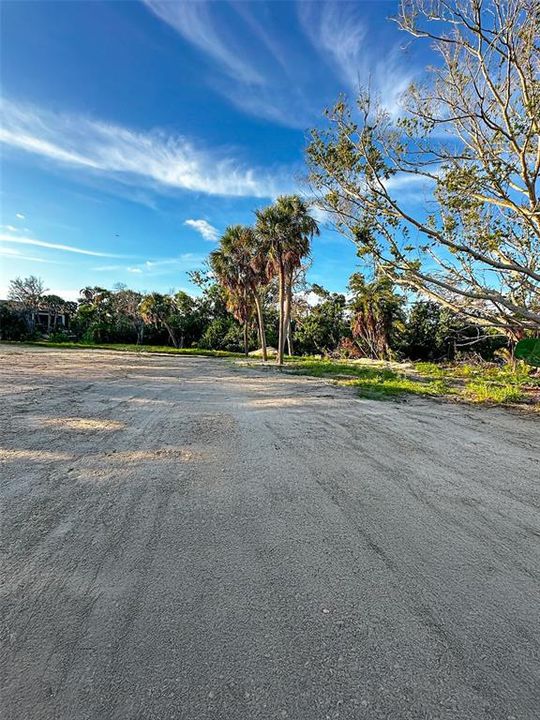 For Sale: $2,795,000 (1.13 acres)