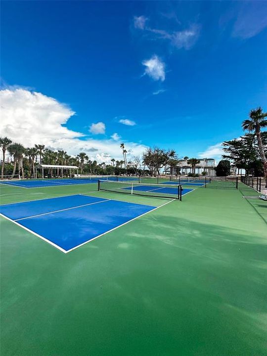 For Sale: $2,795,000 (1.13 acres)