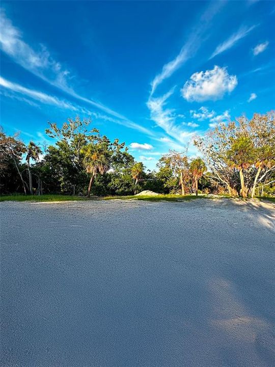 For Sale: $2,795,000 (1.13 acres)