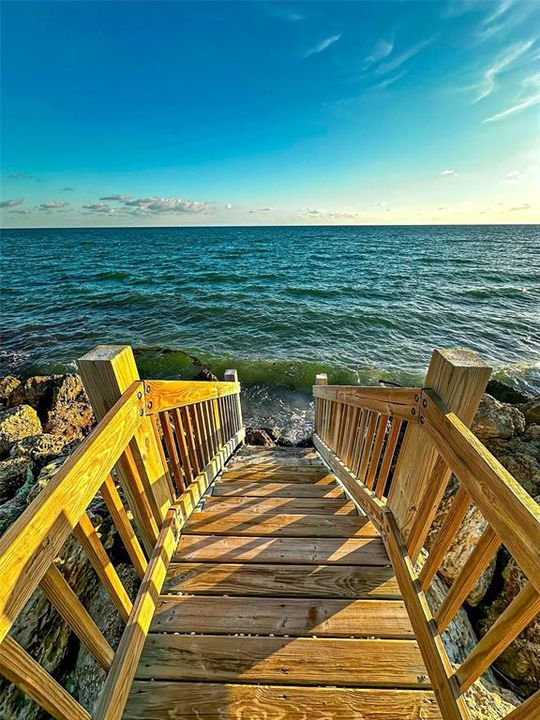 For Sale: $2,795,000 (1.13 acres)