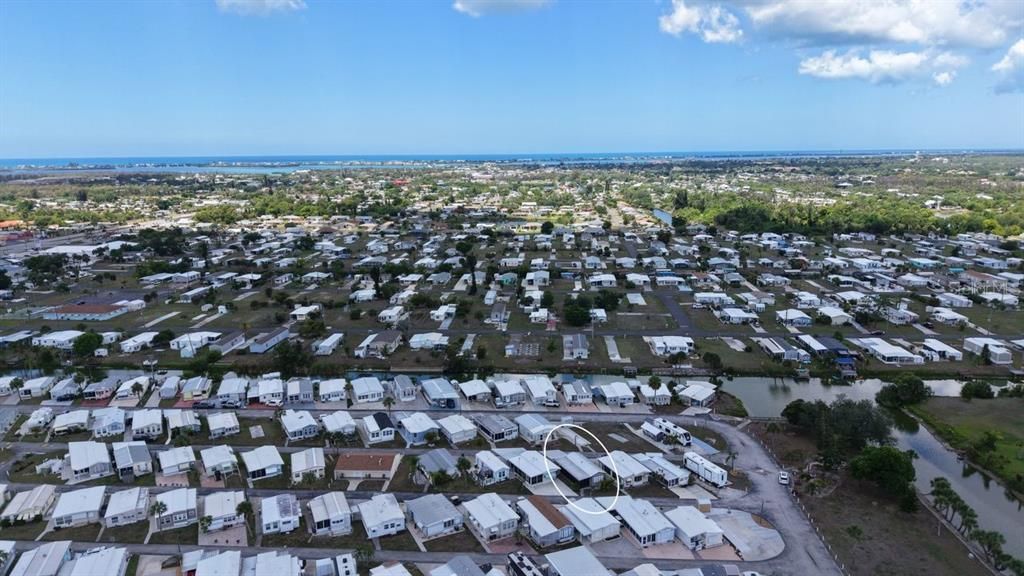 For Sale: $80,000 (1 beds, 1 baths, 416 Square Feet)