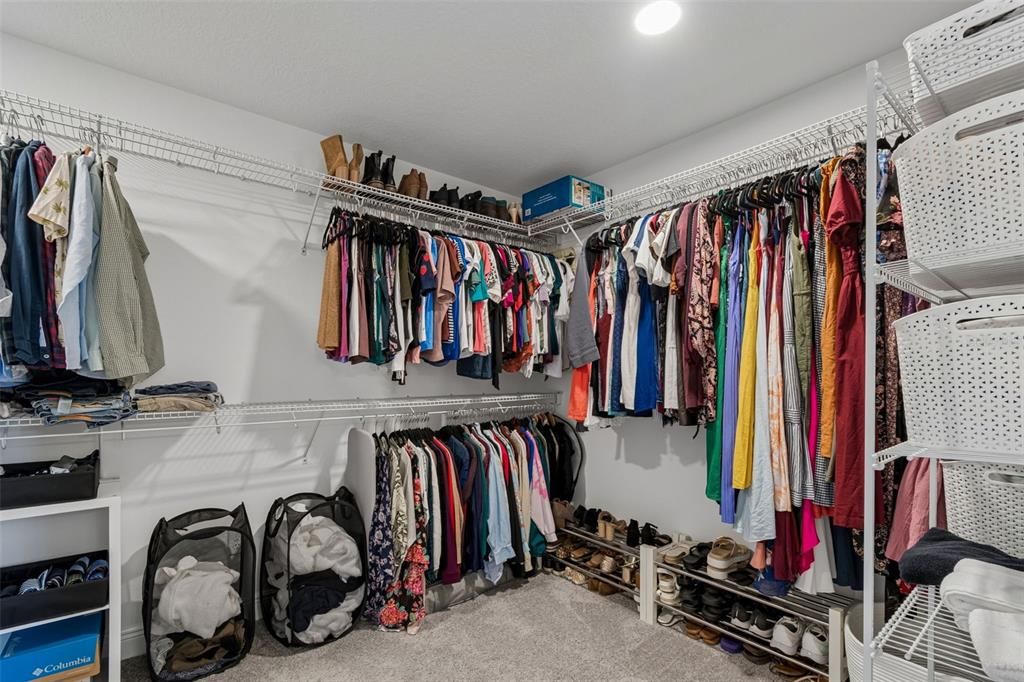 En Venta: $809,990 (5 camas, 3 baños, 3531 Pies cuadrados)