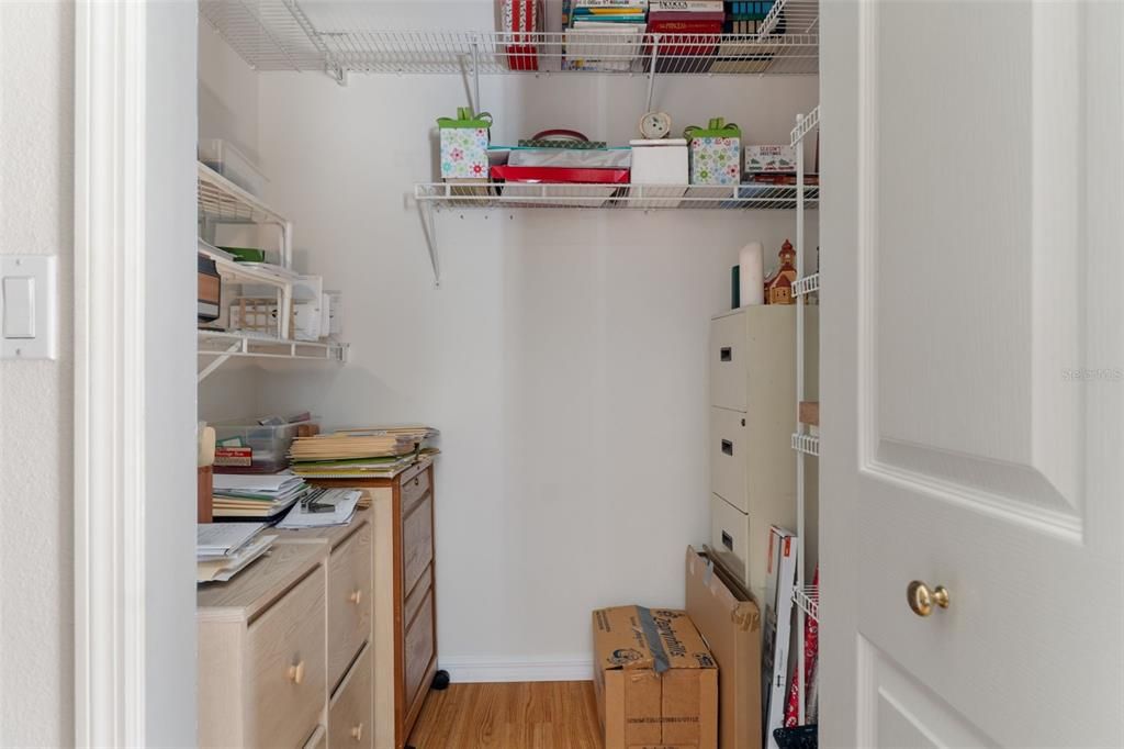 En Venta: $401,500 (3 camas, 2 baños, 2535 Pies cuadrados)