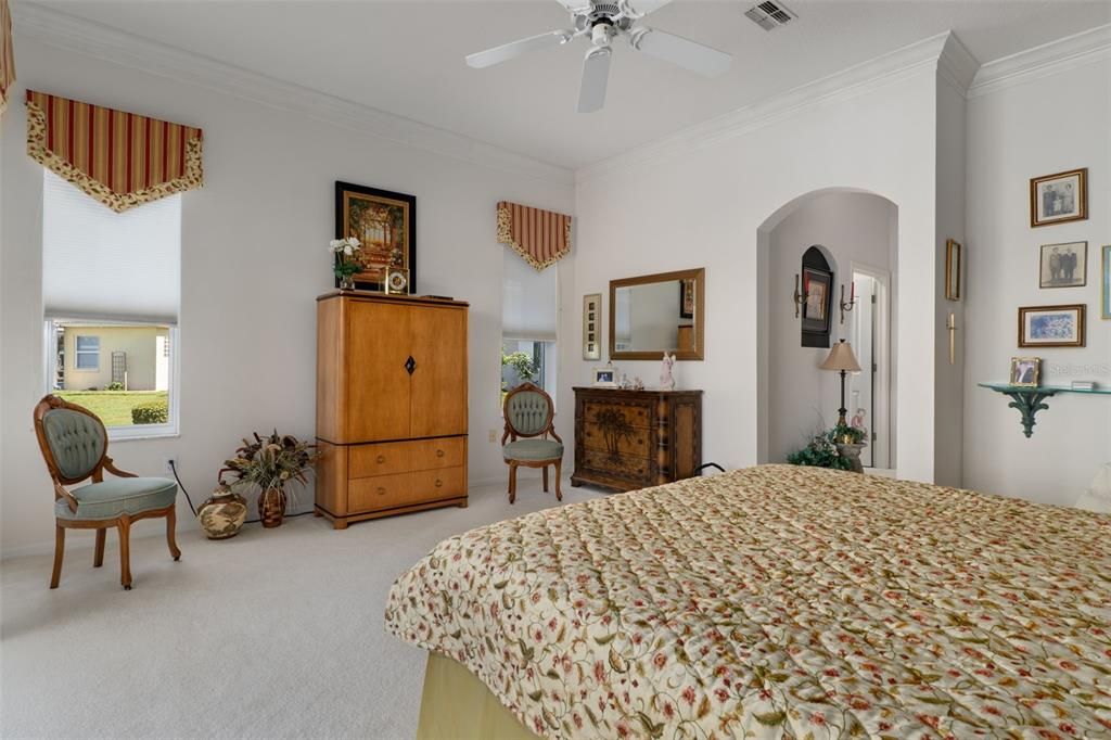 En Venta: $401,500 (3 camas, 2 baños, 2535 Pies cuadrados)