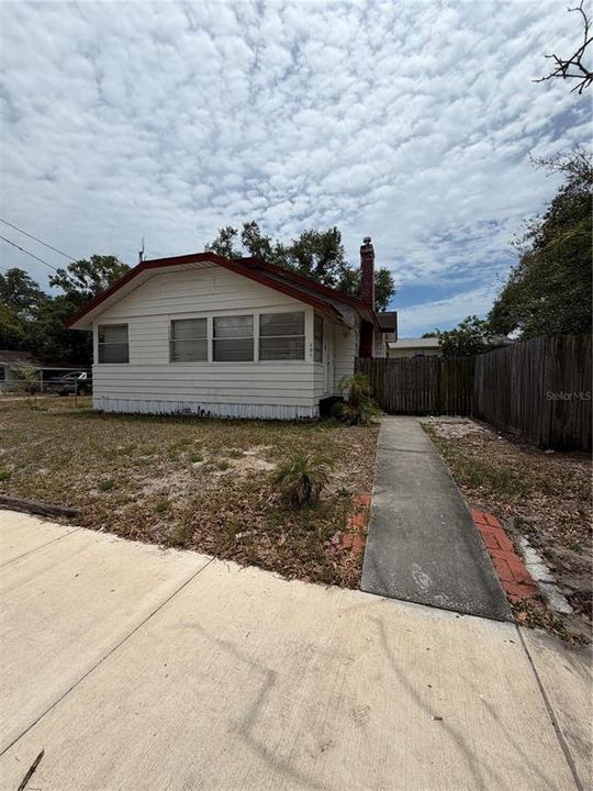 En Venta: $350,000 (4 camas, 3 baños, 1772 Pies cuadrados)