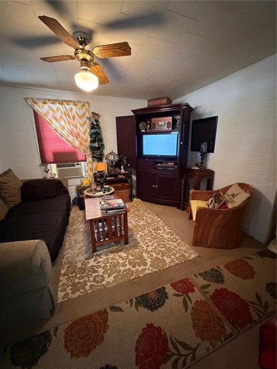 En Venta: $350,000 (4 camas, 3 baños, 1772 Pies cuadrados)