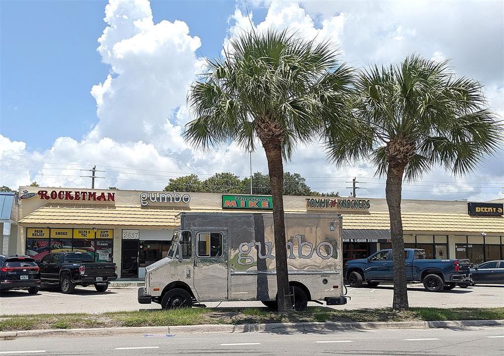 For Rent: $1,700 (0 beds, 1 baths, 900 Square Feet)