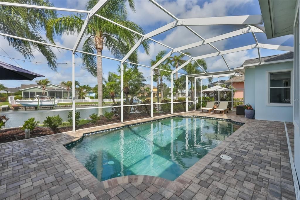 For Sale: $1,145,000 (4 beds, 3 baths, 3699 Square Feet)
