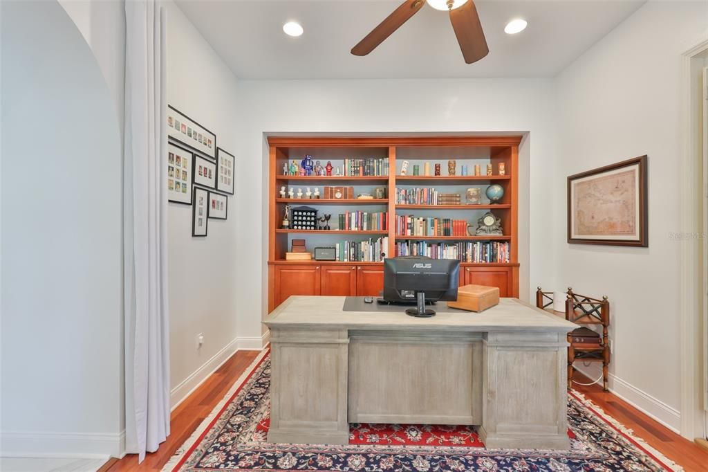 For Sale: $1,145,000 (4 beds, 3 baths, 3699 Square Feet)