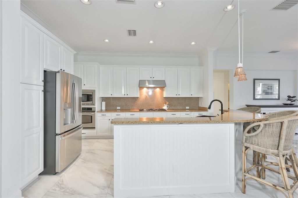 For Sale: $1,145,000 (4 beds, 3 baths, 3699 Square Feet)