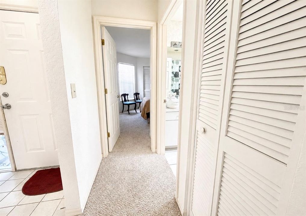 For Sale: $315,000 (2 beds, 2 baths, 1692 Square Feet)