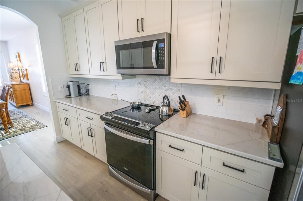 En Venta: $849,900 (5 camas, 3 baños, 3034 Pies cuadrados)