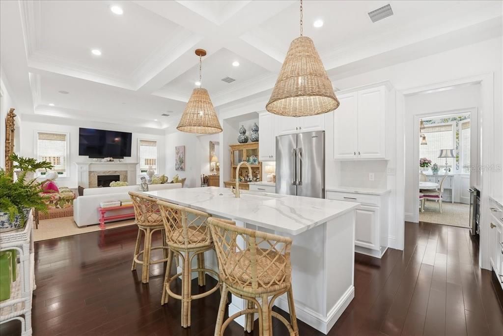 Active With Contract: $1,395,000 (4 beds, 3 baths, 2922 Square Feet)