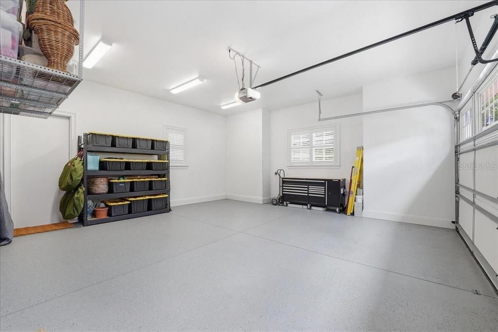 Active With Contract: $1,395,000 (4 beds, 3 baths, 2922 Square Feet)