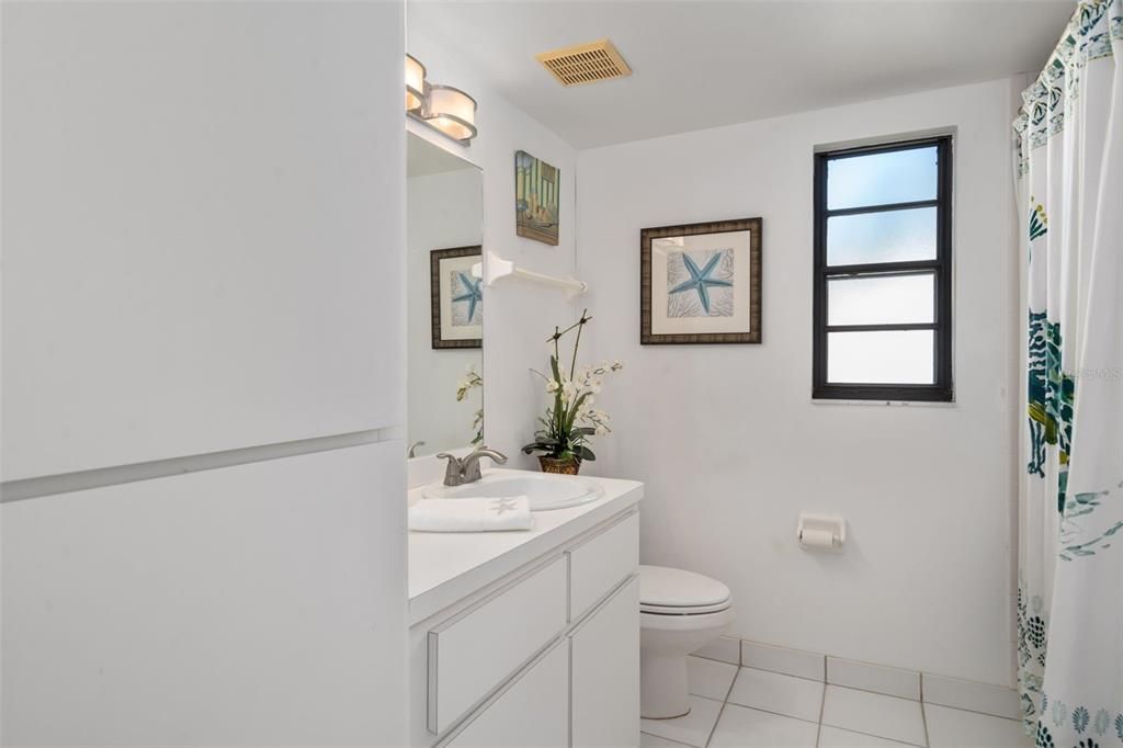 En Venta: $169,900 (2 camas, 1 baños, 675 Pies cuadrados)