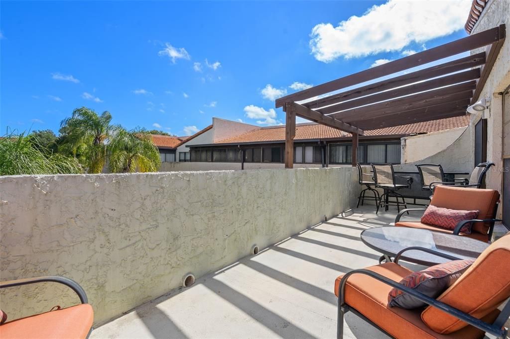 En Venta: $169,900 (2 camas, 1 baños, 675 Pies cuadrados)