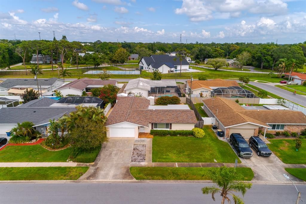 Недавно продано: $429,900 (4 спален, 2 ванн, 1758 Квадратных фут)