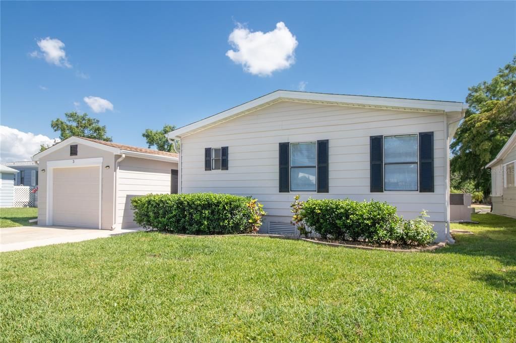 Active With Contract: $199,000 (2 beds, 2 baths, 1008 Square Feet)
