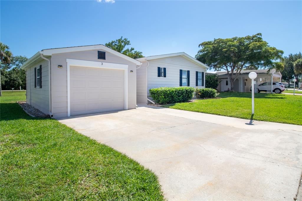Active With Contract: $199,000 (2 beds, 2 baths, 1008 Square Feet)